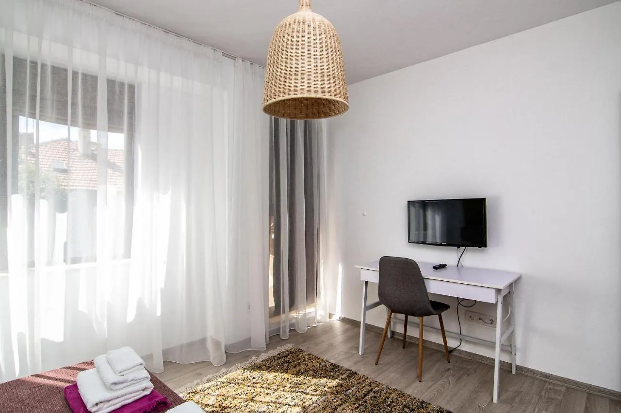 Greek Quarter Flat Two Br Next To Sea Garden Apartment Varna