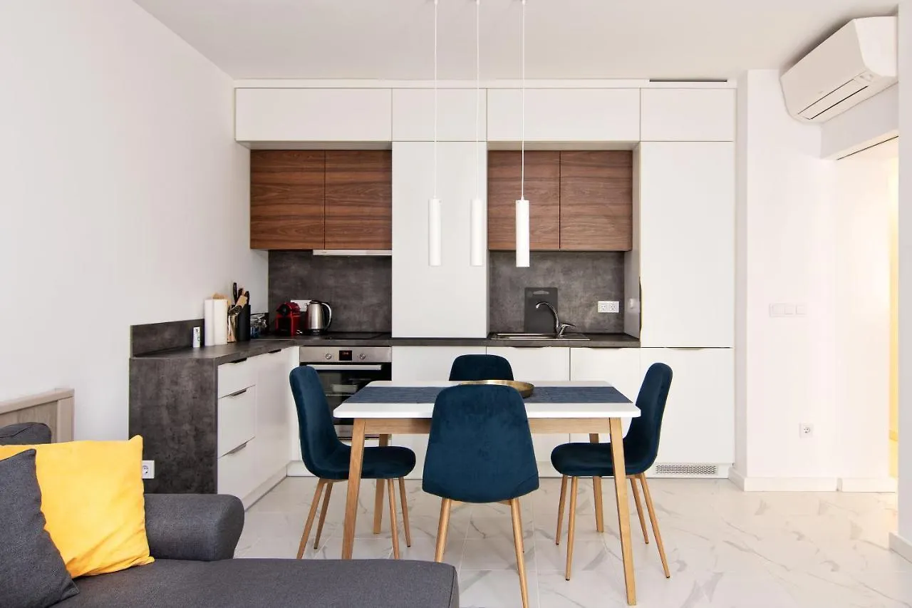 Greek Quarter Flat Two Br Next To Sea Garden Apartment Varna 0*,